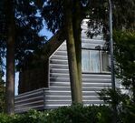 De nauwelijks zichtbare zijgevel.
<br/>
Richard Keijzer, 2014-03-08